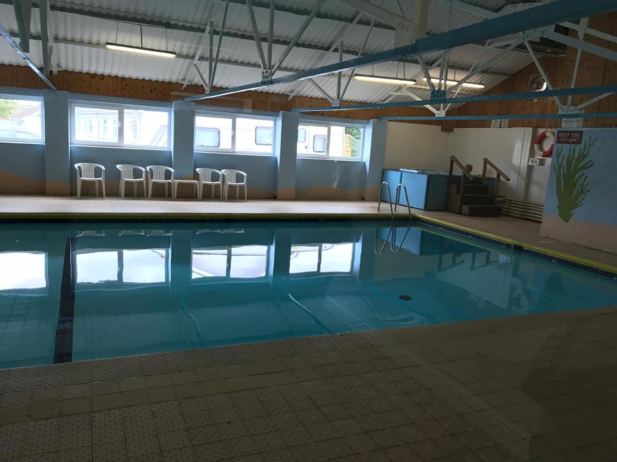Number 43 The Gower Holiday Village 스완지 외부 사진