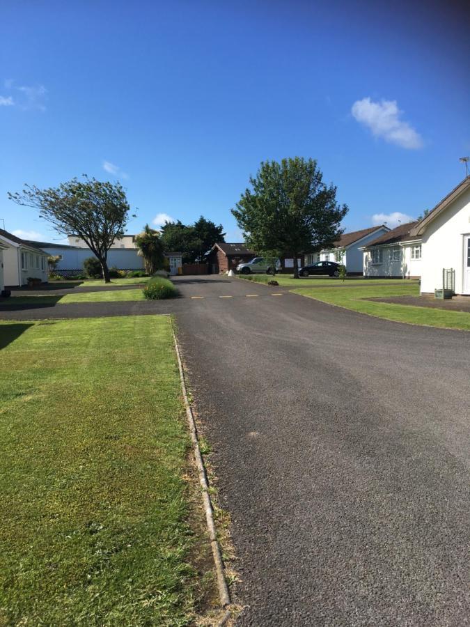 Number 43 The Gower Holiday Village 스완지 외부 사진